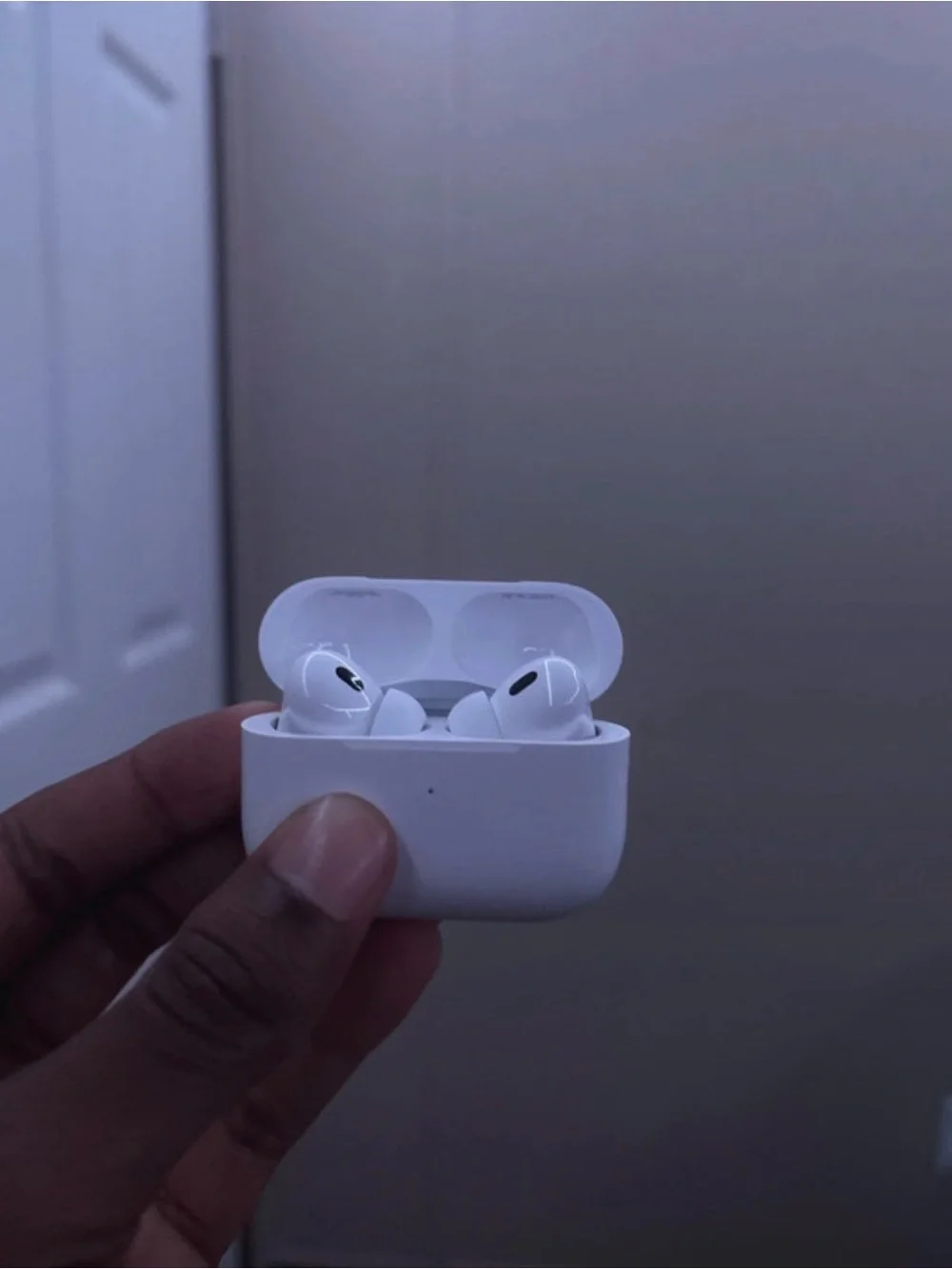 Apple White AirPods Pro 3